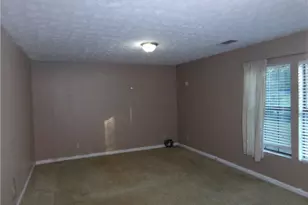 5792 Windermere Ct, Lithonia, GA 30038 - Photo 9