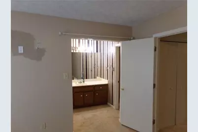 5792 Windermere Court, Lithonia, GA 30038 - Photo 9