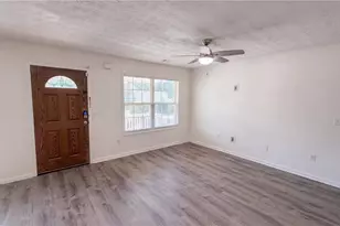 125 Sampson Ct, Covington, GA 30016 - Photo 3