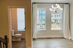 2635 Creekside Dr NW, Atlanta, GA 30318 - Photo 11