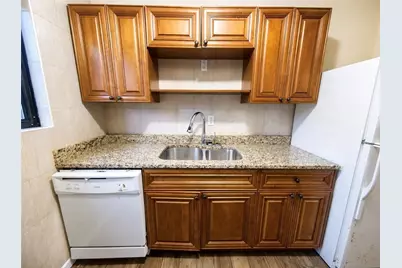 2545 Bradford Square NE, Atlanta, GA 30345 - Photo 9