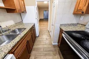 2545 Bradford Square NE, Atlanta, GA 30345 - Photo 11