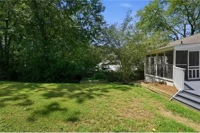 1347 Chalmette Drive NE, Atlanta, GA 30306 - Photo 23