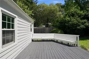 1347 Chalmette Dr NE, Atlanta, GA 30306 - Photo 21
