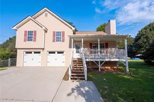 233 Temple Terrace, Temple, GA 30179 - Photo 1
