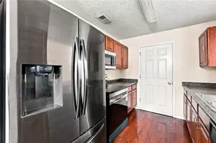 2102 Fairington Club Dr, Lithonia, GA 30038 - Photo 5