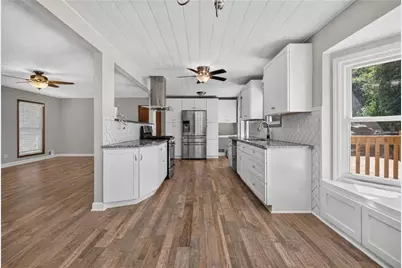 5147 Dekalb Way, Stone Mountain, GA 30087 - Photo 5