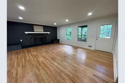 106 Spring Way, Woodstock, GA 30189 - Photo 5