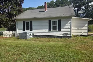 335 E Pine St, Rockmart, GA 30153 - Photo 3