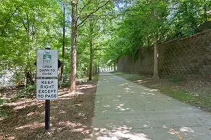 1910 Bay Line Ln NW, Atlanta, GA 30318 - Photo 35