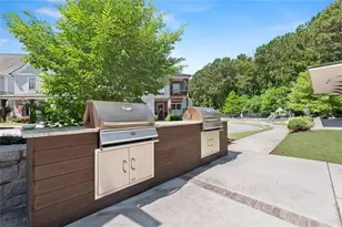 1910 Bay Line Ln NW, Atlanta, GA 30318 - Photo 31