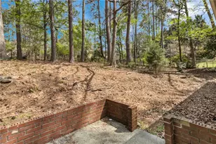 6005 Dolvin Ln, Buford, GA 30518 - Photo 35