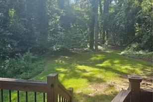 1623 Hidden Hills Pkwy, Stone Mountain, GA 30088 - Photo 9