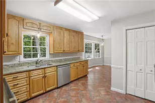 2063 Six Branches Dr, Roswell, GA 30076 - Photo 11