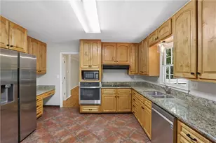 2063 Six Branches Dr, Roswell, GA 30076 - Photo 13