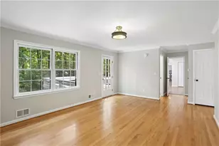 2063 Six Branches Dr, Roswell, GA 30076 - Photo 9