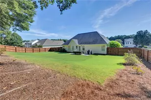 514 Hamlet Dr, Loganville, GA 30052 - Photo 3