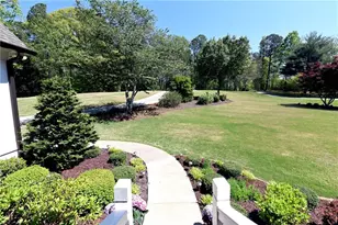 204 Lynn Ln, Canton, GA 30115 - Photo 9