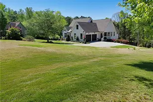 204 Lynn Ln, Canton, GA 30115 - Photo 9