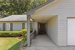 607 Stonemill Manor, Lithonia, GA 30058 - Photo 3