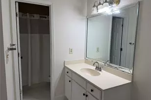2201 Pine Heights Dr NE, Atlanta, GA 30324 - Photo 21
