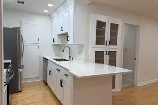 2201 Pine Heights Dr NE, Atlanta, GA 30324 - Photo 15