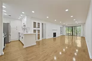 2201 Pine Heights Dr NE, Atlanta, GA 30324 - Photo 17