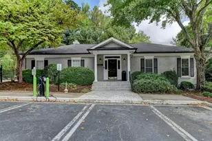 2201 Pine Heights Dr NE, Atlanta, GA 30324 - Photo 37