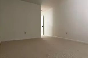 2201 Pine Heights Dr NE, Atlanta, GA 30324 - Photo 23