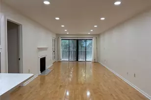 2201 Pine Heights Dr NE, Atlanta, GA 30324 - Photo 9
