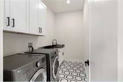 2014 Cambridge Avenue, College Park, GA 30337 - Photo 47