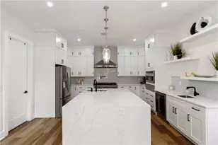 2014 Cambridge Ave, College Park, GA 30337 - Photo 7