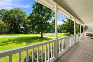 90 Maplewood Ln, Acworth, GA 30101 - Photo 5