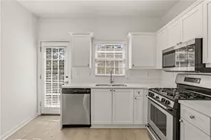 3675 Peachtree Rd NE, Atlanta, GA 30319 - Photo 13