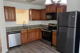 2861 Creek Bottom Ct, Gainesville, GA 30504 - Photo 3