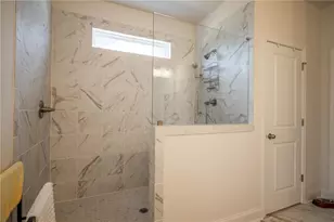 729 Glenside Dr, Jefferson, GA 30549 - Photo 15