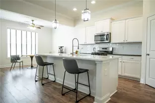 729 Glenside Dr, Jefferson, GA 30549 - Photo 11