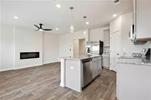 11516 Kimberly Wy, Hampton, GA 30228 - Photo 7