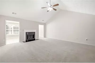 304 Victory Circle, Commerce, GA 30529 - Photo 5