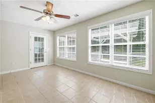 304 Victory Cir, Commerce, GA 30529 - Photo 11
