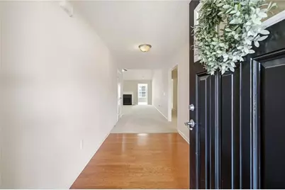 304 Victory Circle, Commerce, GA 30529 - Photo 3
