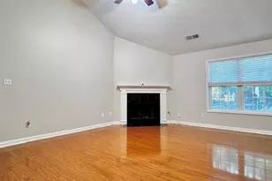 327 Lee Miller Dr, Suwanee, GA 30024 - Photo 3