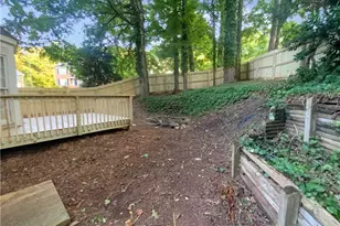 1347 Velvet Creek Way SW, Marietta, GA 30008 - Photo 27
