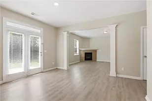 7307 Toccoa Cir, Union City, GA 30291 - Photo 7