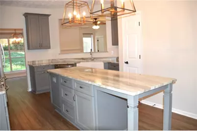 2021 Crestview Way, Woodstock, GA 30188 - Photo 5