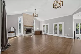 890 Pine Grove Pointe Dr, Roswell, GA 30075 - Photo 13