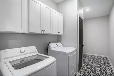 652 Hugh Street SW, Atlanta, GA 30310 - Photo 15