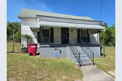 884 Cowan, Macon, GA 31217 - Photo 1