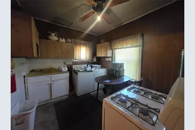 884 Cowan, Macon, GA 31217 - Photo 3