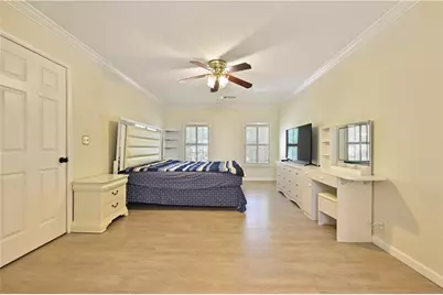 85 Shadow Lake Drive SW, Lilburn, GA 30047 - Photo 23